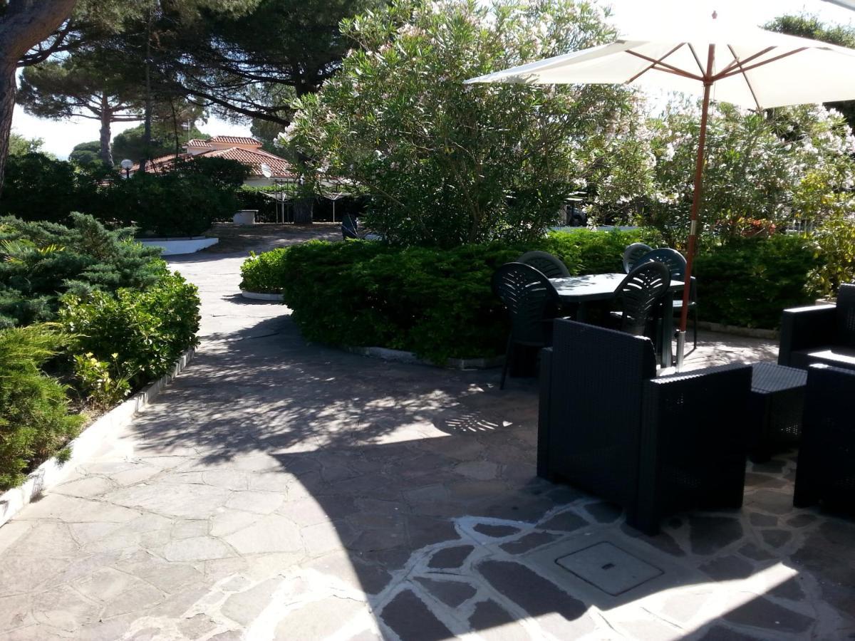Appartamento In Villa Valentini, Fronte Mare, Giardino E Parcheggio Privato, Wifi, Dotato Di Tutti I Confort, Nel Golfo Di Gaeta มินตูร์โน ภายนอก รูปภาพ