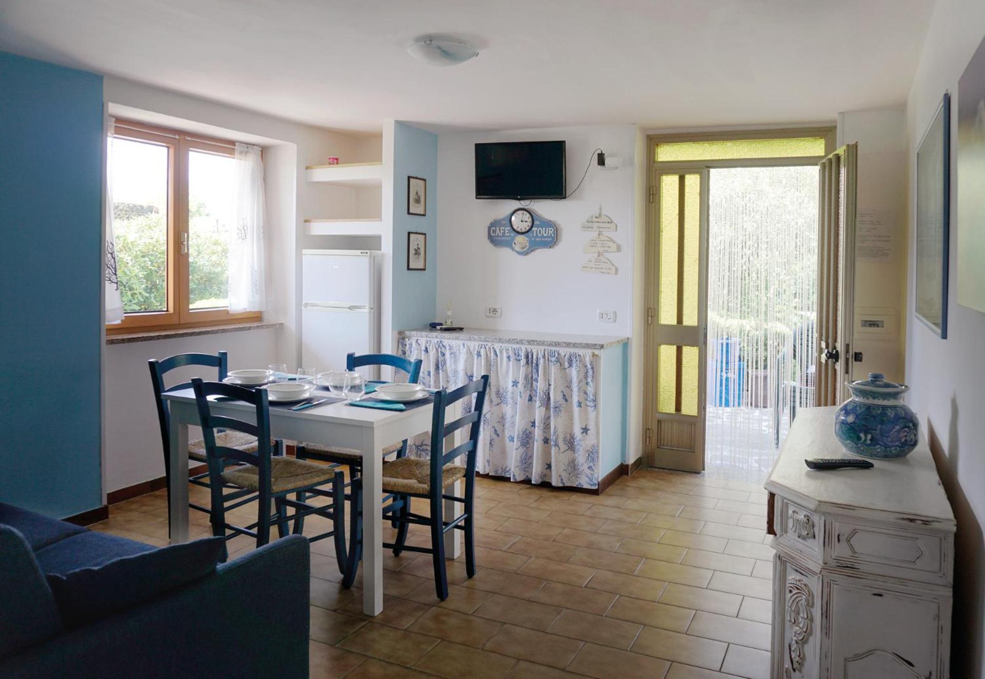 Appartamento In Villa Valentini, Fronte Mare, Giardino E Parcheggio Privato, Wifi, Dotato Di Tutti I Confort, Nel Golfo Di Gaeta มินตูร์โน ภายนอก รูปภาพ