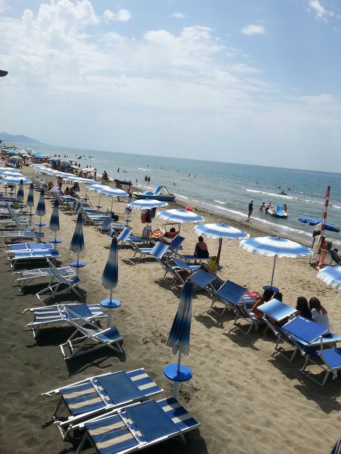 Appartamento In Villa Valentini, Fronte Mare, Giardino E Parcheggio Privato, Wifi, Dotato Di Tutti I Confort, Nel Golfo Di Gaeta มินตูร์โน ภายนอก รูปภาพ