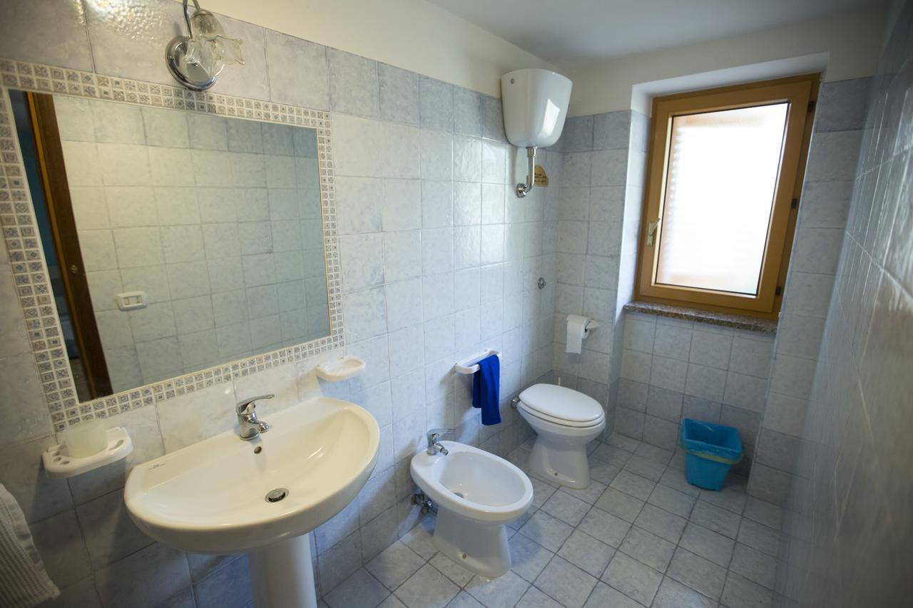Appartamento In Villa Valentini, Fronte Mare, Giardino E Parcheggio Privato, Wifi, Dotato Di Tutti I Confort, Nel Golfo Di Gaeta มินตูร์โน ภายนอก รูปภาพ