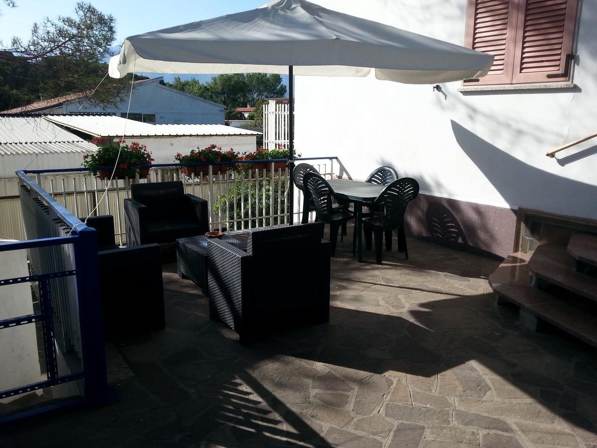Appartamento In Villa Valentini, Fronte Mare, Giardino E Parcheggio Privato, Wifi, Dotato Di Tutti I Confort, Nel Golfo Di Gaeta มินตูร์โน ภายนอก รูปภาพ